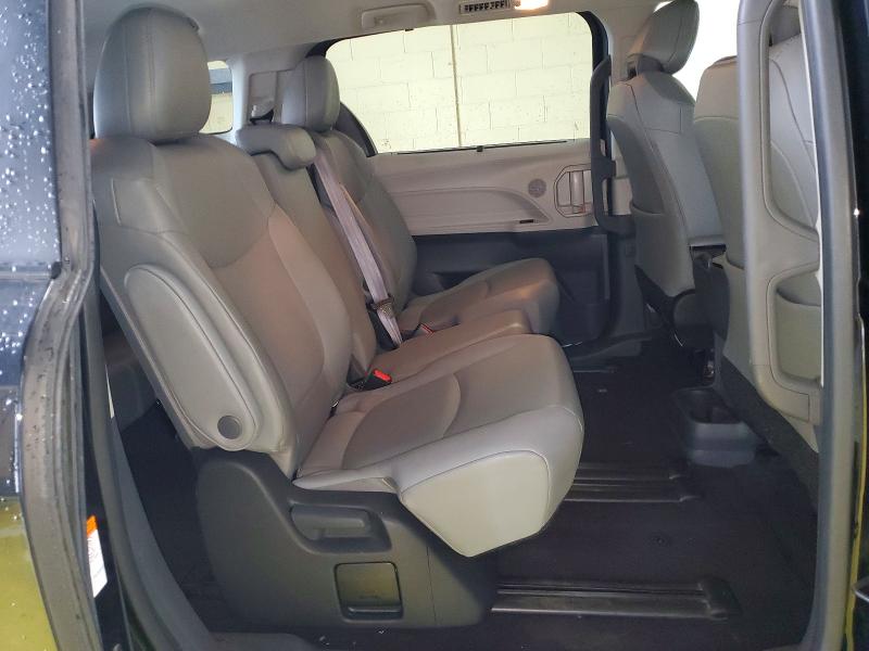 54514766 :رقم المزاد ، 5TDYRKECXRS215211 vin ، 2024 Toyota Sienna مزاد بيع