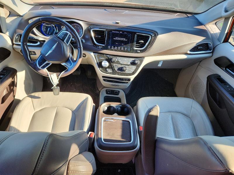 55036646 :رقم المزاد ، 2C4RC1EG9JR172299 vin ، 2018 Chrysler Pacifica مزاد بيع