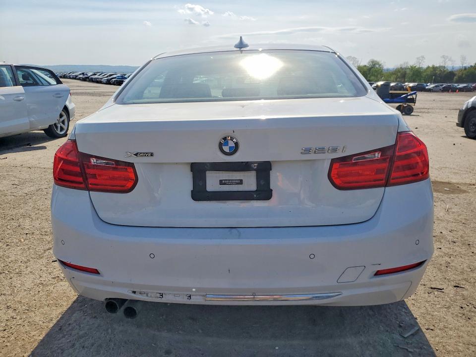 52372106 :رقم المزاد ، WBA3B5C56FP654297 vin ، 2015 Bmw 328 مزاد بيع