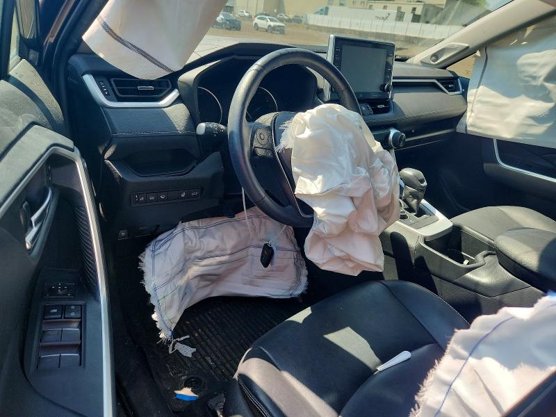 53963306 :رقم المزاد ، 2T3B6RFV0NW034425 vin ، 2022 Toyota Rav4 مزاد بيع
