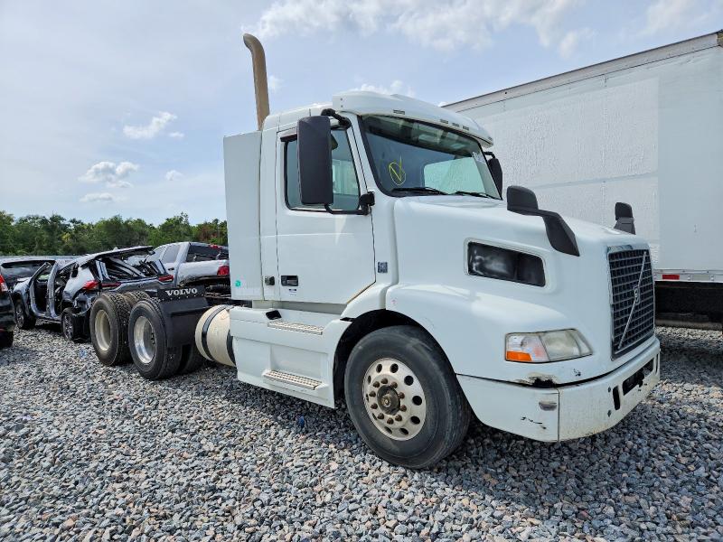 Продаж на аукціоні авто 2017 Volvo Vnm, vin: 4V4MC9EG4HN992374, номер лоту: 50106416