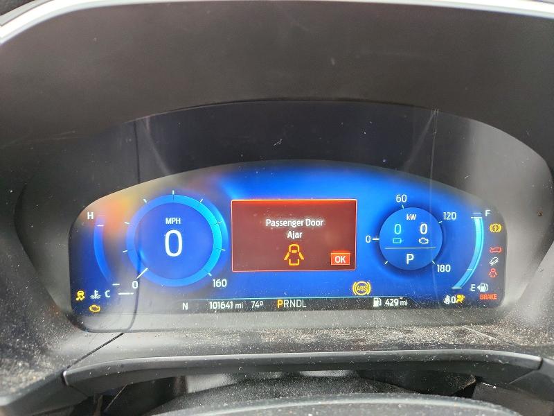 53929706 :رقم المزاد ، 1FMCU0BZ9LUC22557 vin ، 2020 Ford Escape مزاد بيع