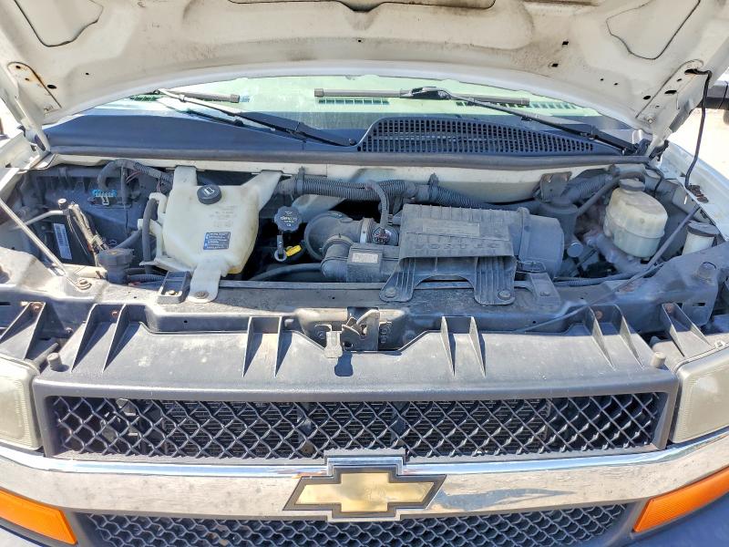 55033866 :رقم المزاد ، 1GB0G2CG9F1250215 vin ، 2015 Chevrolet Express G3500 مزاد بيع