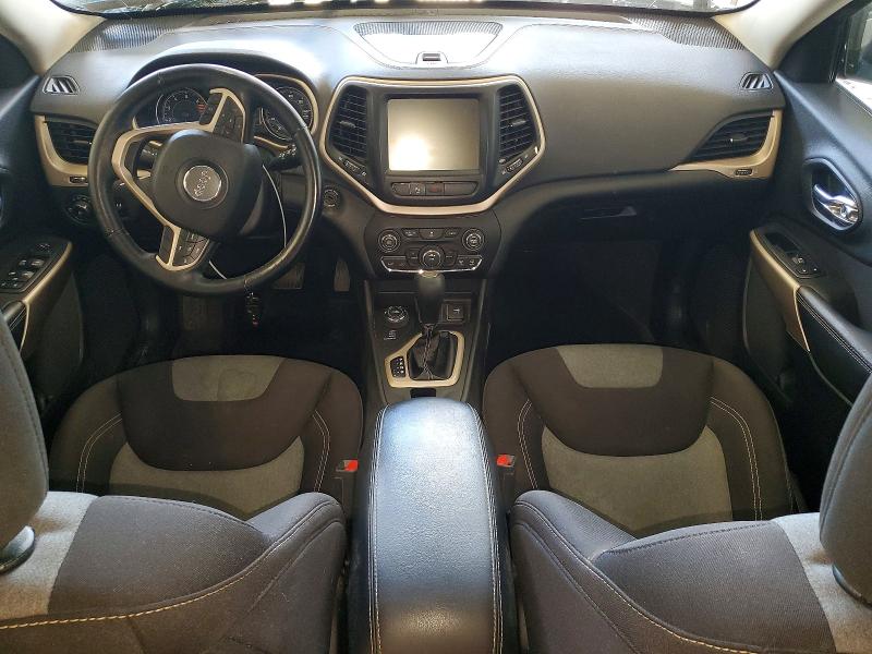 55132326 :رقم المزاد ، 1C4PJMCB4JD599642 vin ، 2018 Jeep Cherokee مزاد بيع