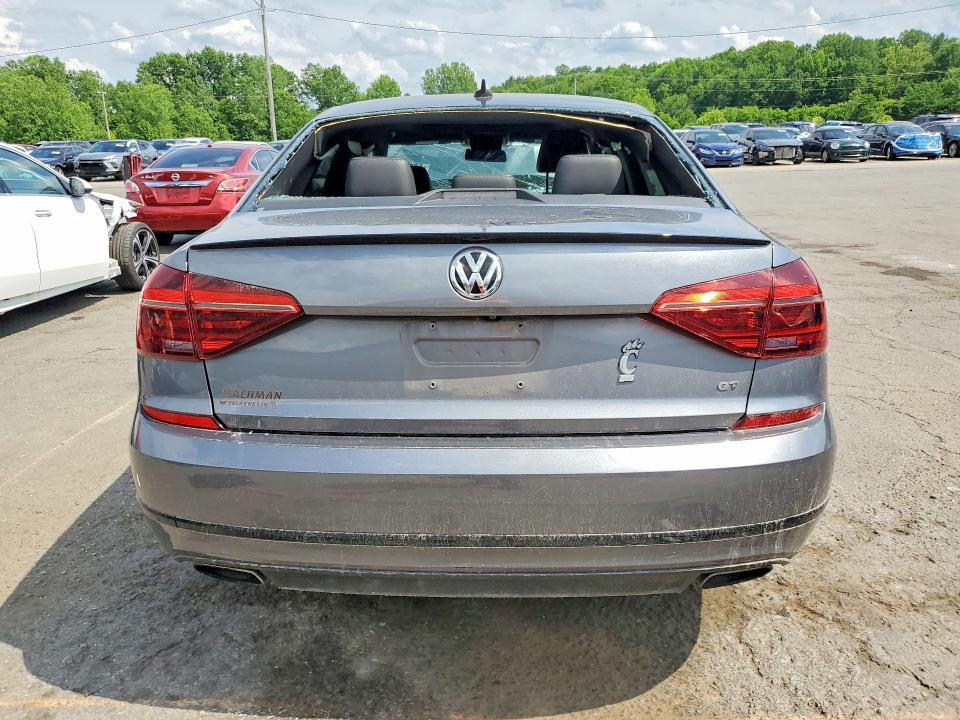 Продажа на аукционе авто 2018 Volkswagen Passat, vin: 1VWJM7A33JC036935, номер лота: 53894136