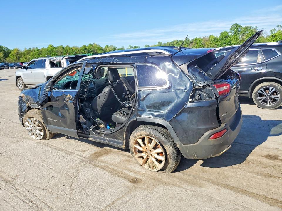 53091706 :رقم المزاد ، 1C4PJMDS0FW667039 vin ، 2015 Jeep Cherokee مزاد بيع