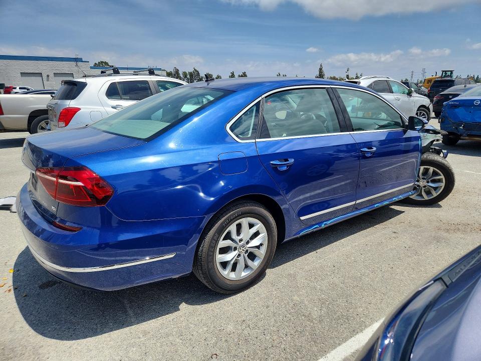 Aukcja sprzedaży 2017 Volkswagen Passat, vin: 1VWAT7A30HC039997, numer aukcji: 54977716