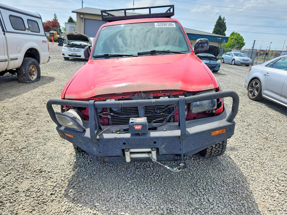 2002 Toyota Tacoma მანქანა იყიდება აუქციონზე, vin: 5TEWN72N72Z892540, აუქციონის ნომერი: 52898186
