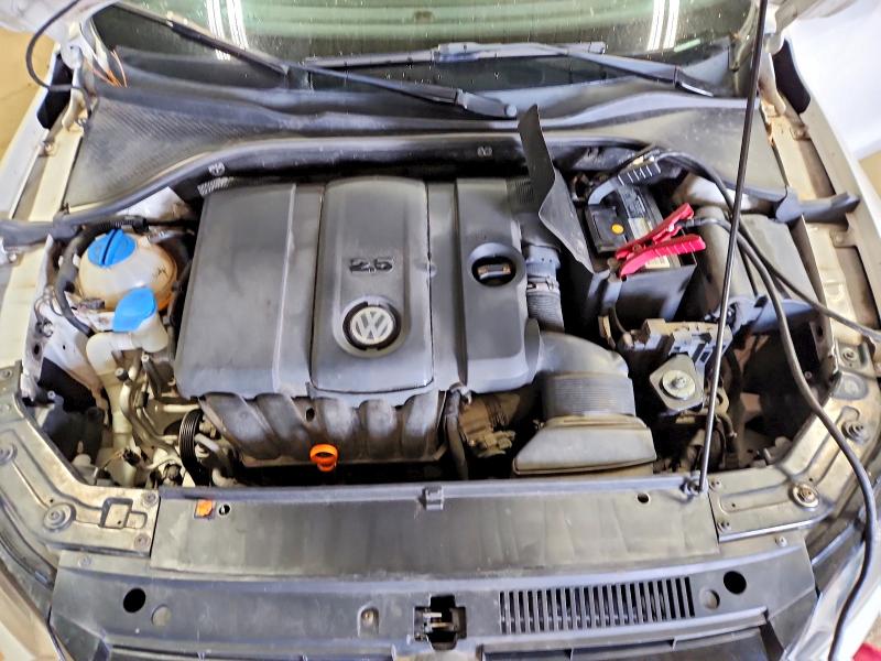 2013 Volkswagen Passat მანქანა იყიდება აუქციონზე, vin: 1VWAH7A32DC056697, აუქციონის ნომერი: 51585806