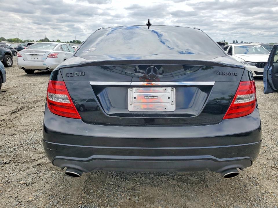 Продажа на аукционе авто 2012 Mercedes-benz C, vin: WDDGF8BB4CR231550, номер лота: 52499226