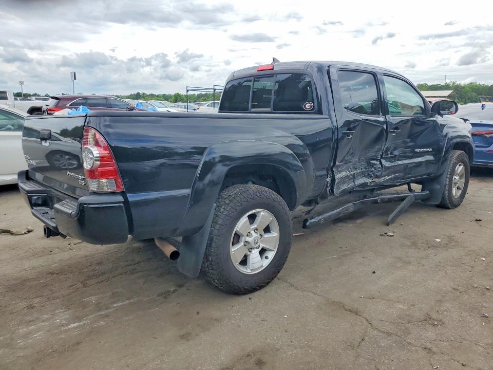 54527666 :رقم المزاد ، 5TFKU4HN7FX006818 vin ، 2015 Toyota Tacoma مزاد بيع