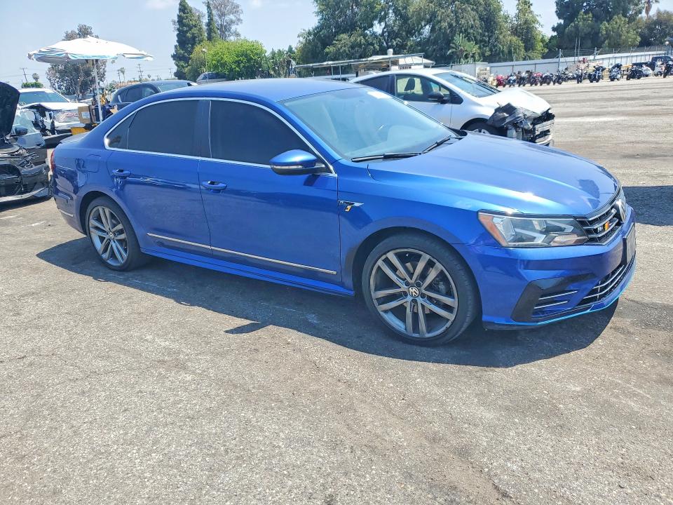 53948426 :رقم المزاد ، 1VWDT7A31HC049547 vin ، 2017 Volkswagen Passat مزاد بيع