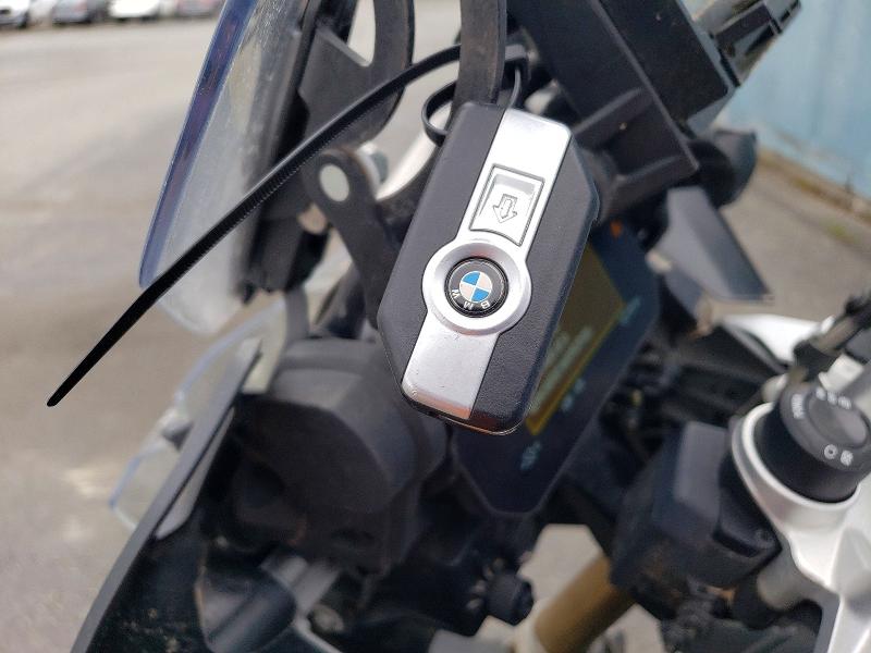 53523246 :رقم المزاد ، WB10M0302M6D72717 vin ، 2021 Bmw R 1250 مزاد بيع
