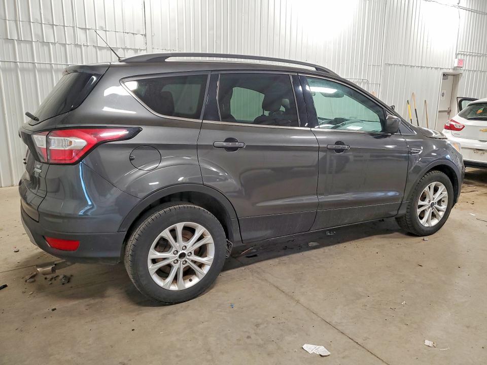 2018 Ford Escape მანქანა იყიდება აუქციონზე, vin: 1FMCU0GD9JUB76254, აუქციონის ნომერი: 51864426