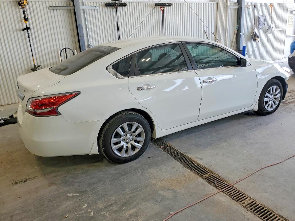Продажа на аукционе авто 2015 Nissan Altima, vin: 1N4AL3AP4FN395374, номер лота: 54470696