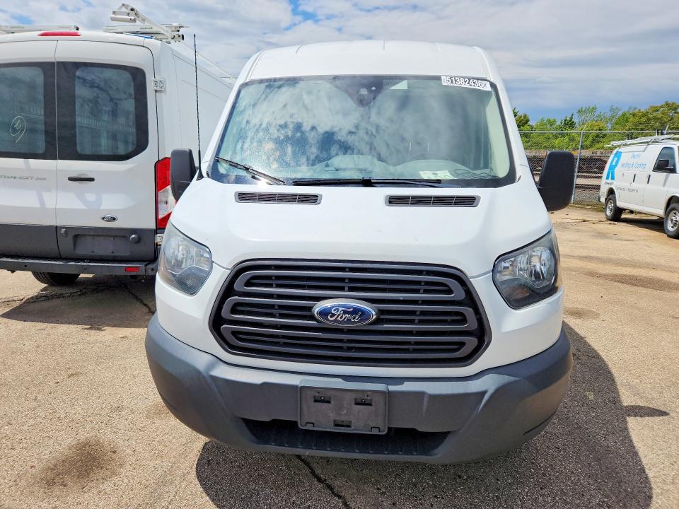 51382436 :رقم المزاد ، 1FTYE2CV3GKB25404 vin ، 2016 Ford Transit مزاد بيع