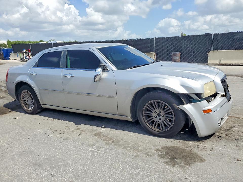 Продажа на аукционе авто 2010 Chrysler 300, vin: 2C3CA4CD1AH249800, номер лота: 55047526
