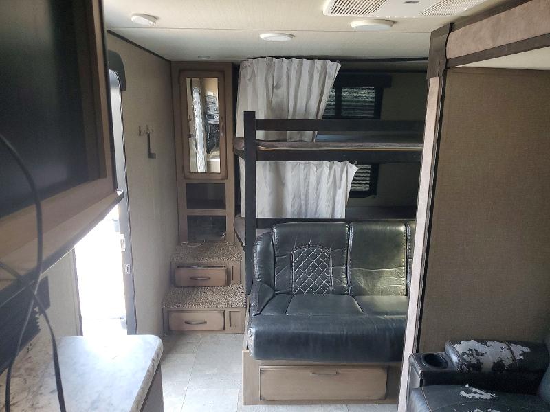 53569116 :رقم المزاد ، 573TT3325L8804442 vin ، 2020 Grand Design Transcend مزاد بيع