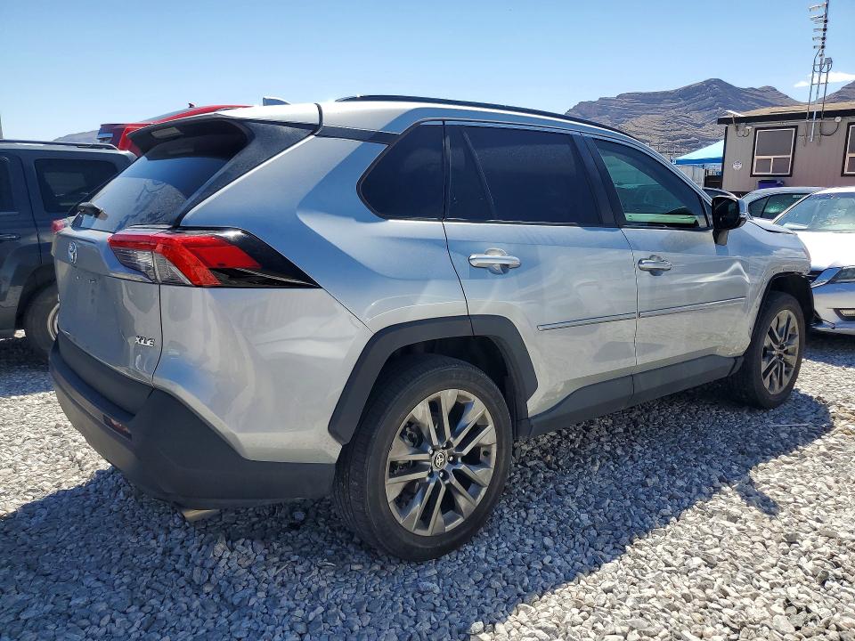 Продажа на аукционе авто 2021 Toyota Rav4, vin: 2T3C1RFV8MC127079, номер лота: 52544576