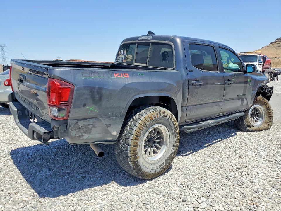 53646096 :رقم المزاد ، 5TFAX5GN3LX185705 vin ، 2020 Toyota Tacoma مزاد بيع