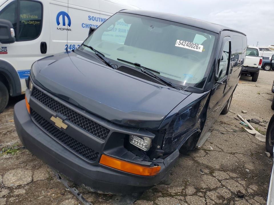 54240026 :رقم المزاد ، 1GCSGAFX9E1194026 vin ، 2014 Chev Express G1500 مزاد بيع