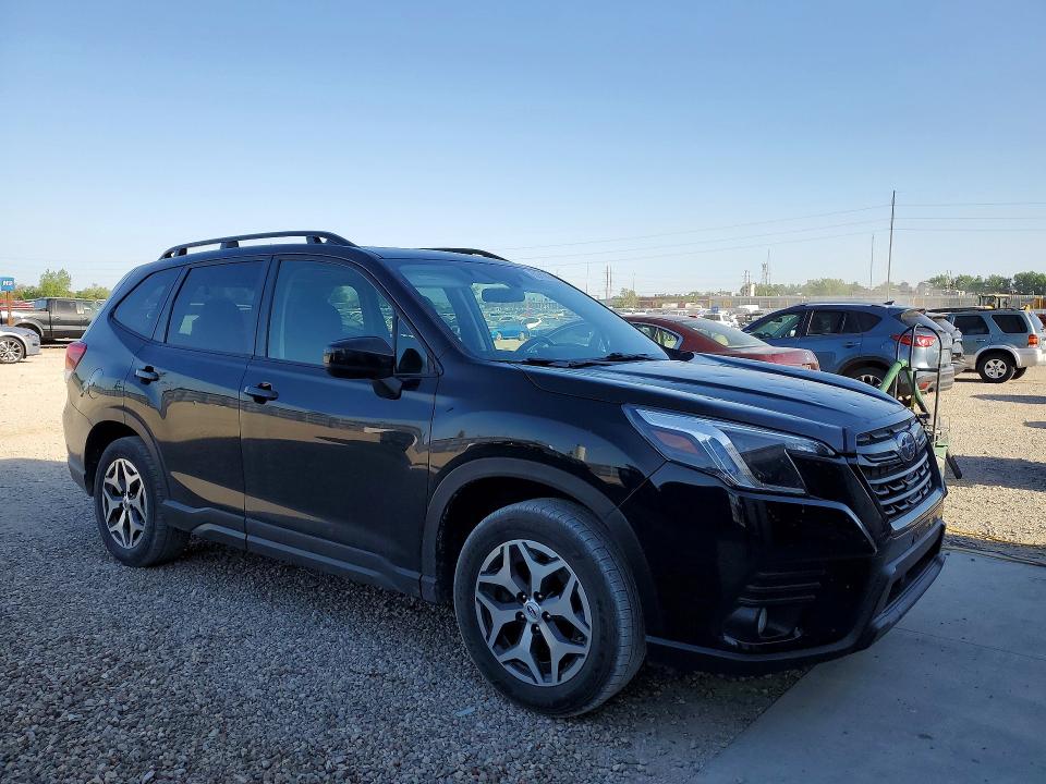 Продаж на аукціоні авто 2022 Subaru Forester, vin: JF2SKADC0NH461285, номер лоту: 52415336