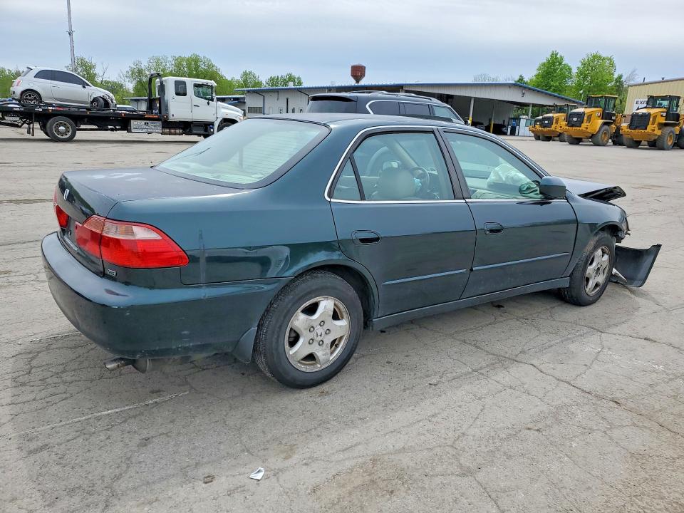 53210966 :رقم المزاد ، 1HGCG1650YA095863 vin ، 2000 Honda Accord مزاد بيع