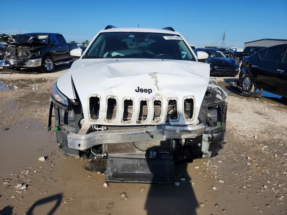 Продажа на аукционе авто 2018 Jeep Cheeroke, vin: 1C4PJLCB1JD537657, номер лота: 55215946