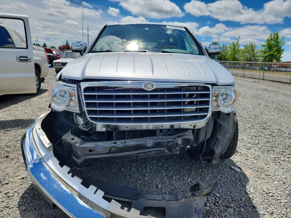 2008 Chrysler Aspen მანქანა იყიდება აუქციონზე, vin: 1A8HW58238F130117, აუქციონის ნომერი: 52949376