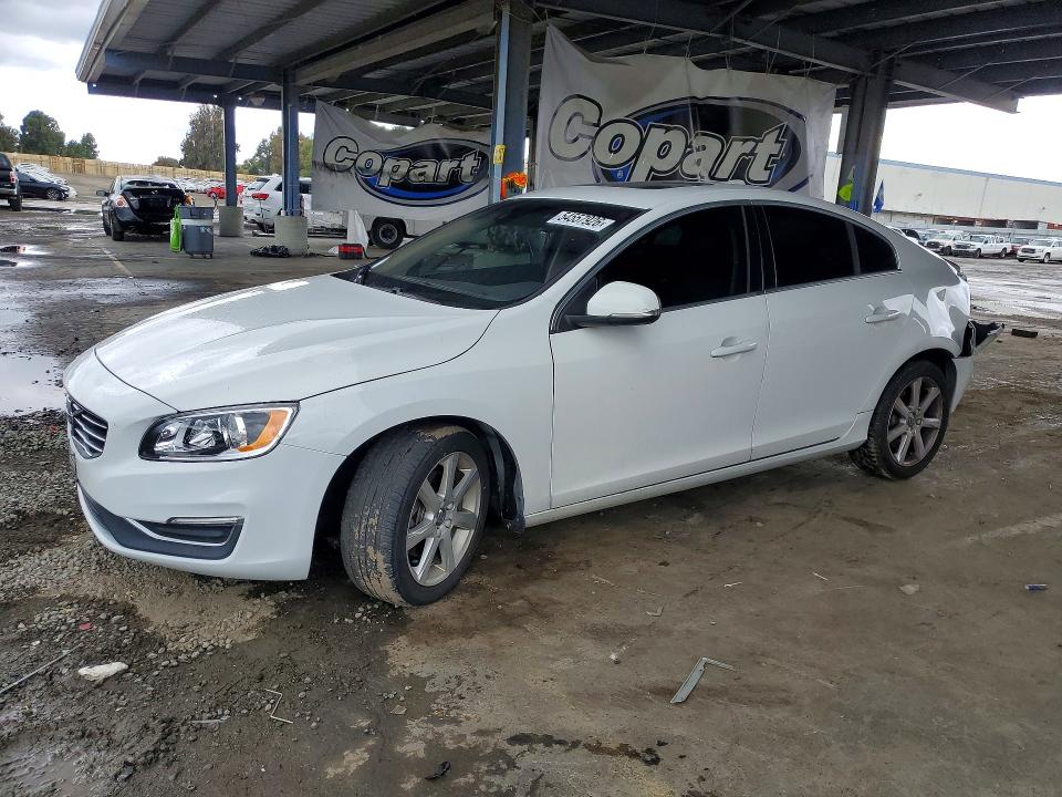 2016 Volvo S60 მანქანა იყიდება აუქციონზე, vin: YV126MFKXG2397930, აუქციონის ნომერი: 54557926