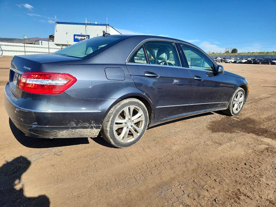 52772266 :رقم المزاد ، WDDHF8HB0BA349863 vin ، 2011 Mercedes-benz E مزاد بيع