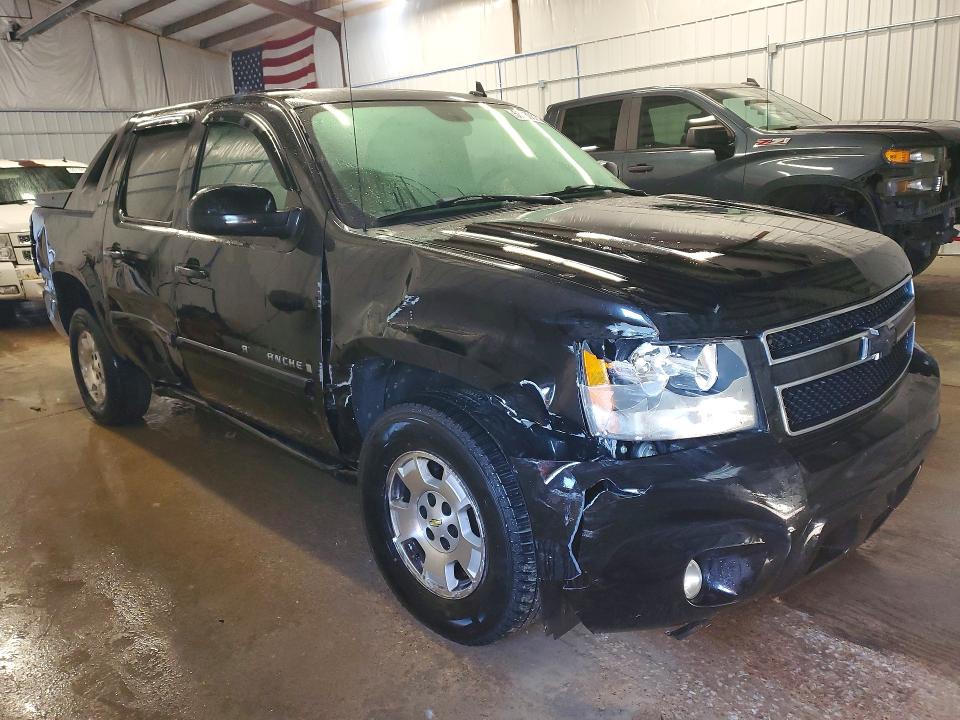 53830526 :رقم المزاد ، 3GNFK12327G136323 vin ، 2007 Chevrolet Avalanche مزاد بيع