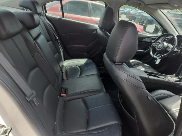 52201406 :رقم المزاد ، 3MZBN1V31JM184217 vin ، 2018 Mazda 3 مزاد بيع