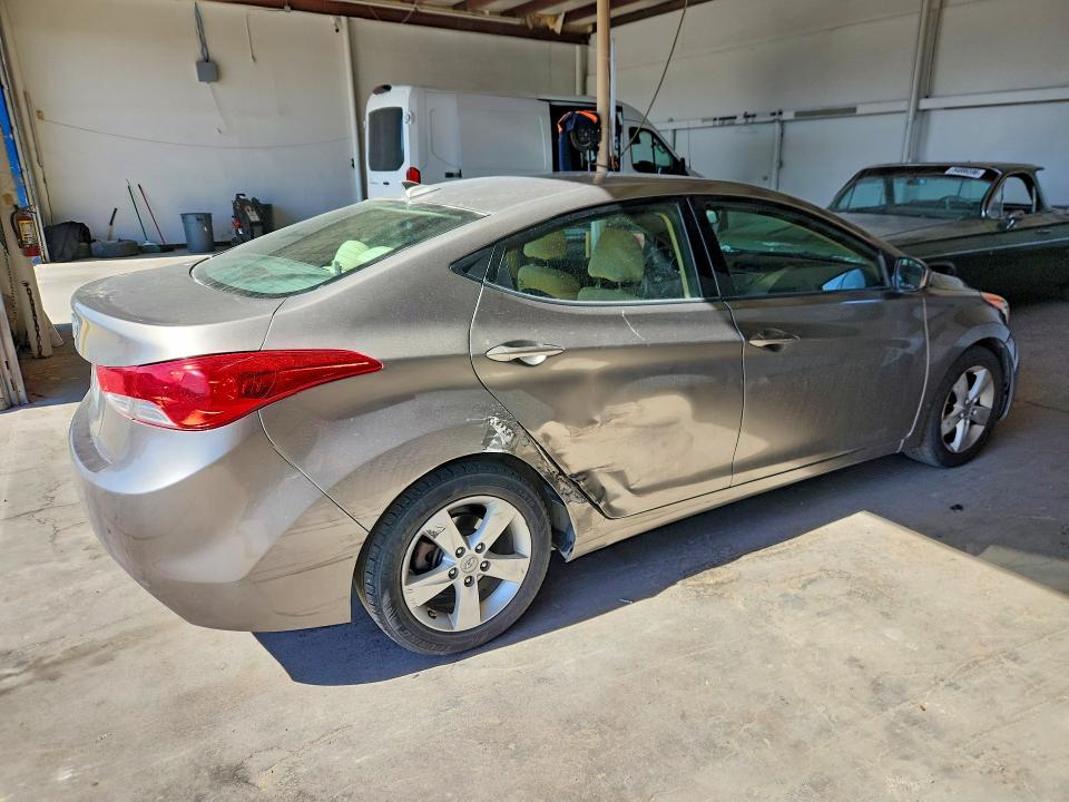 Продажа на аукционе авто 2013 Hyundai Elantra, vin: 5NPDH4AE1DH249749, номер лота: 54912426