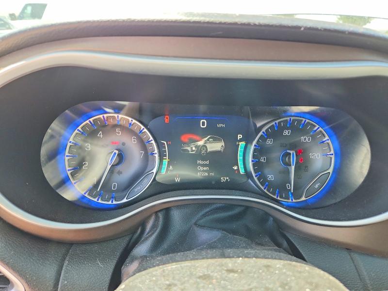 54965336 :رقم المزاد ، 2C4RC1EGXJR149906 vin ، 2018 Chrysler Pacifica مزاد بيع