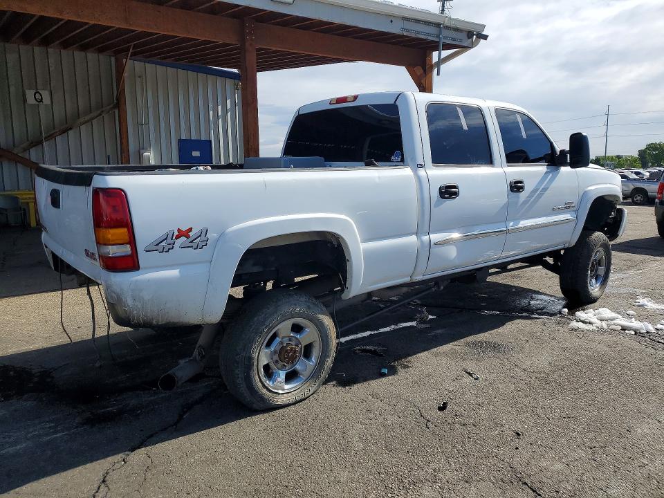 73521085 :رقم المزاد ، 1GTHK23204F231392 vin ، 2004 Gmc Sierra مزاد بيع
