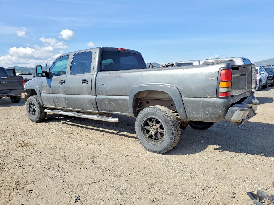 2002 Chevrolet Silverado მანქანა იყიდება აუქციონზე, vin: 1GCJK33U32F216732, აუქციონის ნომერი: 52943246