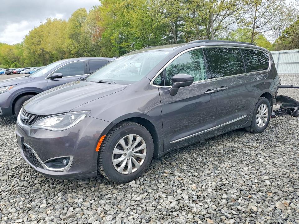 2017 Chrysler Pacifica მანქანა იყიდება აუქციონზე, vin: 2C4RC1BG8HR592408, აუქციონის ნომერი: 52854336