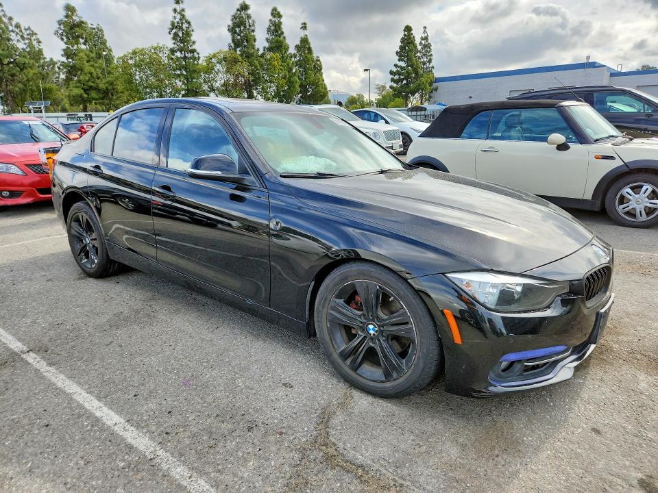 51436406 :رقم المزاد ، WBA8E3G52GNU02443 vin ، 2016 Bmw 328 مزاد بيع