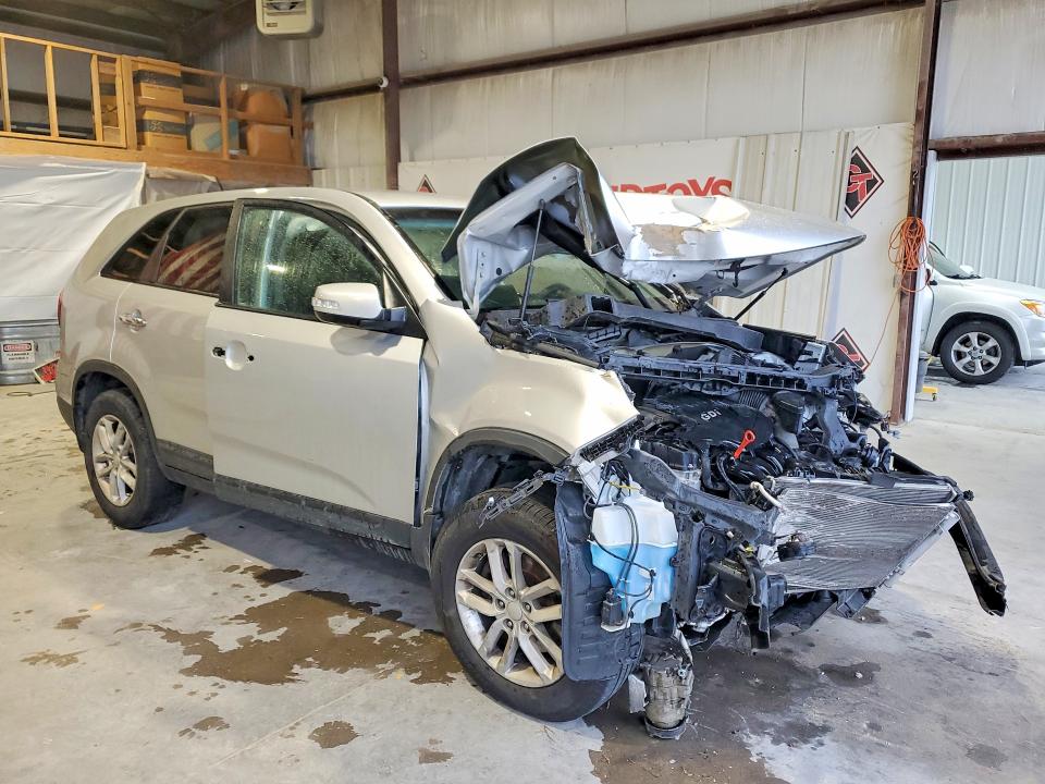 51688546 :رقم المزاد ، 5XYKT3A6XEG520258 vin ، 2014 Kia Sorento مزاد بيع