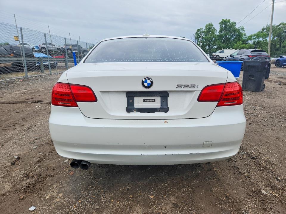 2012 Bmw 328 მანქანა იყიდება აუქციონზე, vin: WBAKF5C57CE656549, აუქციონის ნომერი: 54211556