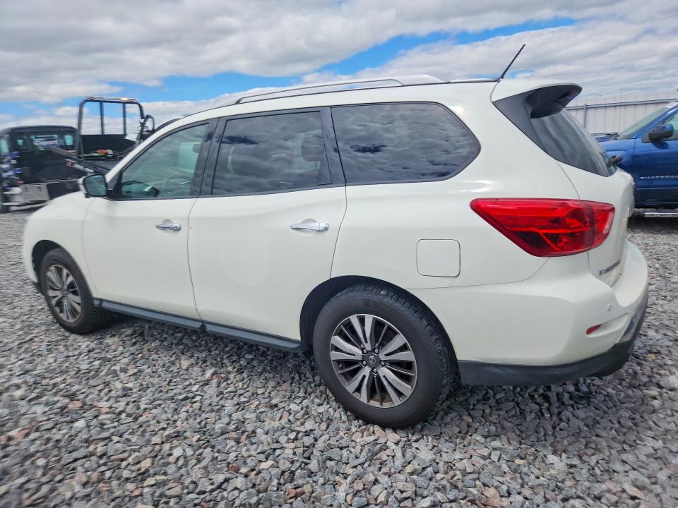 54477866 :رقم المزاد ، 5N1DR2MM8JC611759 vin ، 2018 Nissan Pathfinder مزاد بيع