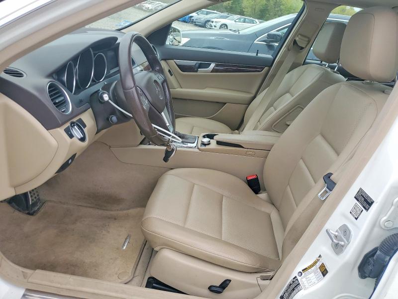 52937716 :رقم المزاد ، WDDGF8AB9EA957245 vin ، 2014 Mercedes-benz C مزاد بيع