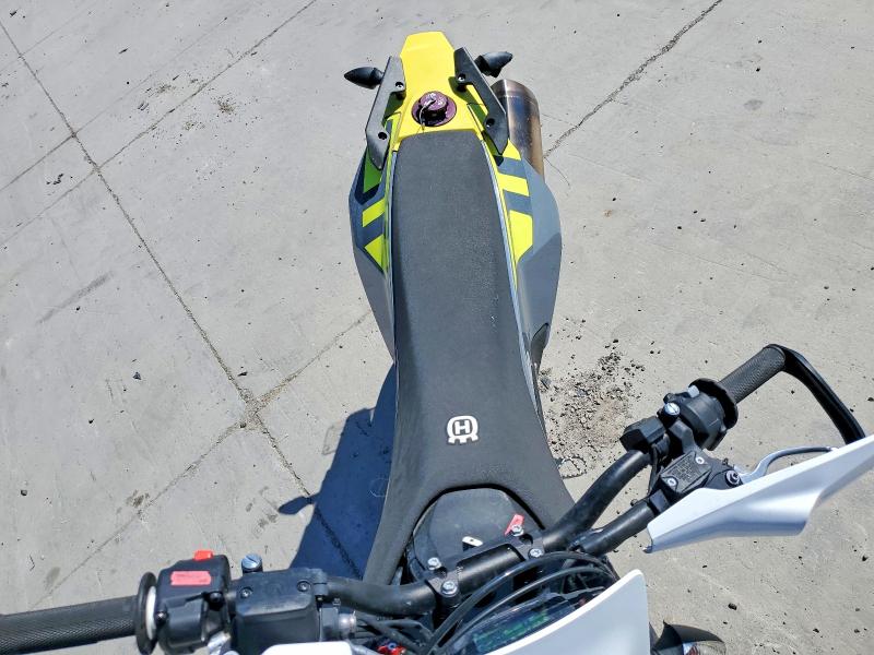 Продаж на аукціоні авто 2024 Husqvarna Supermoto 701, vin: VBKUSV407RM765245, номер лоту: 54704036
