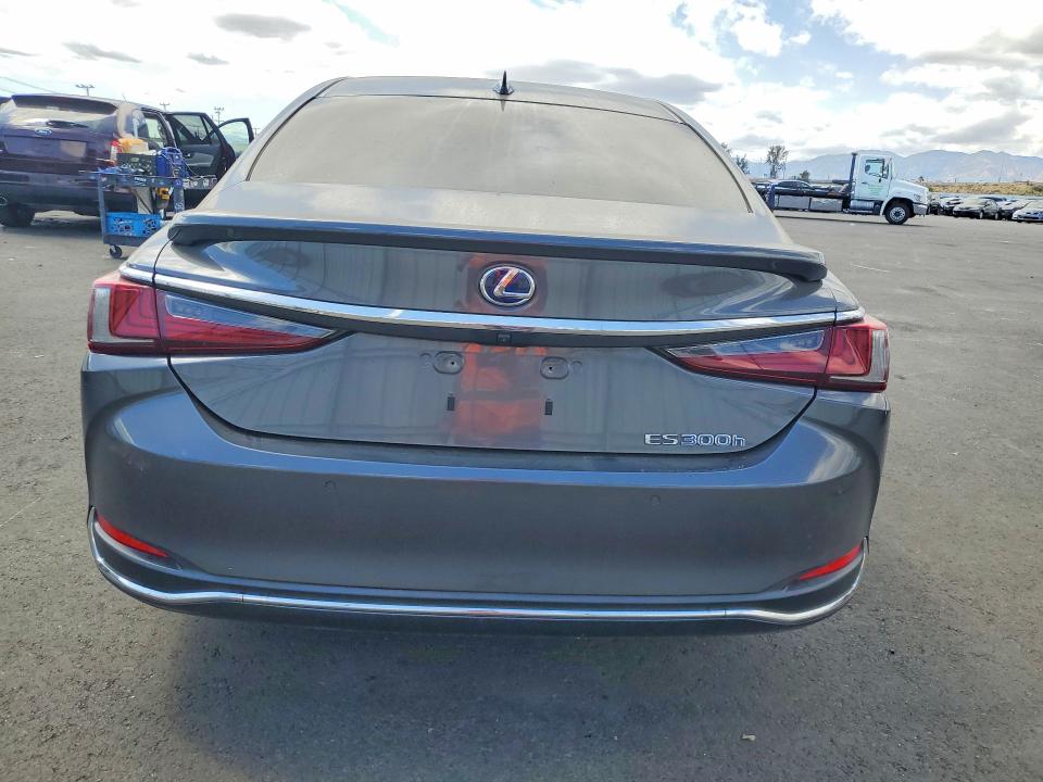 Продажа на аукционе авто 2022 Lexus Es 300h, vin: 58ADA1C19NU015738, номер лота: 54925306