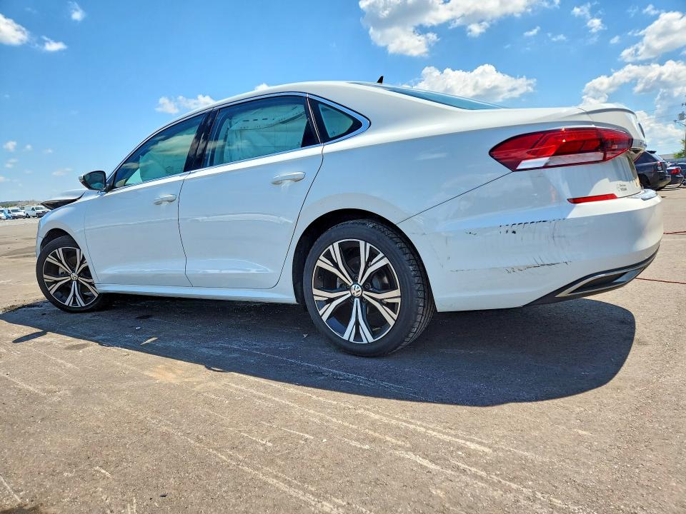 Продажа на аукционе авто 2022 Volkswagen Passat, vin: 1VWSA7A35NC000831, номер лота: 53612796