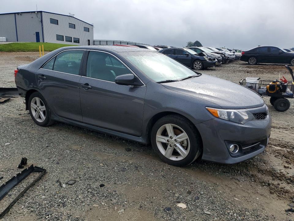 2013 Toyota Camry მანქანა იყიდება აუქციონზე, vin: 4T1BF1FK0DU266103, აუქციონის ნომერი: 54469956