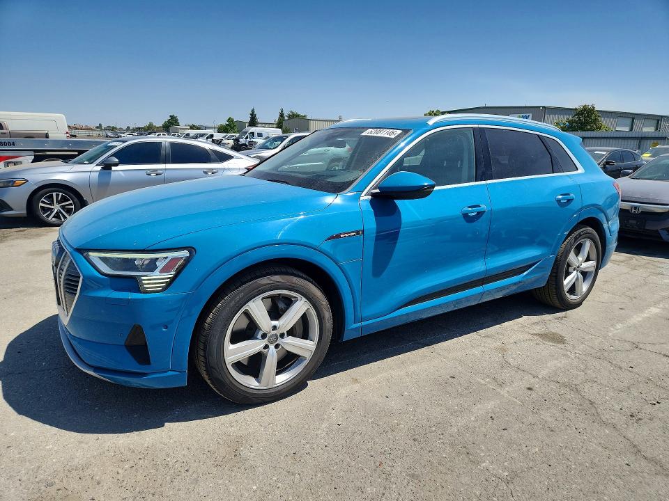 Продажа на аукционе авто 2019 Audi E-tron, vin: WA1VABGE0KB016507, номер лота: 52081146