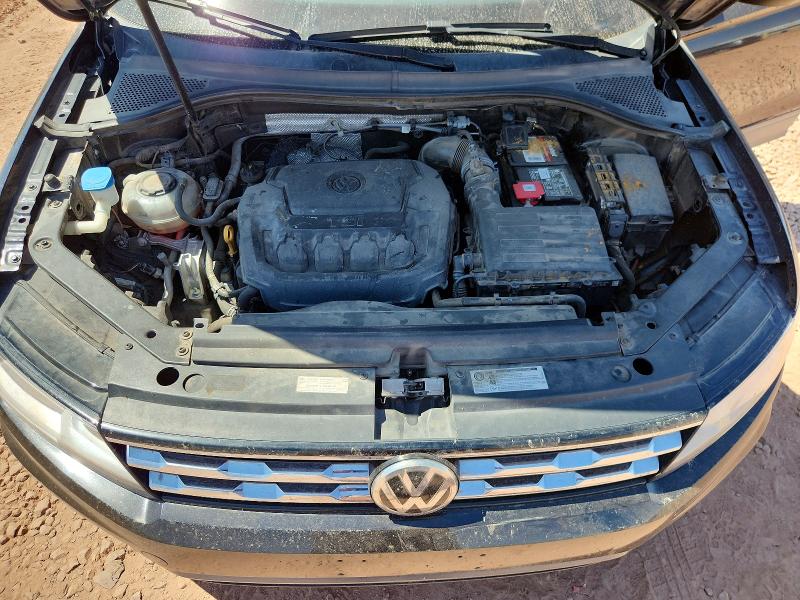 53280216 :رقم المزاد ، 3VV3B7AXXKM077536 vin ، 2019 Volkswagen Tiguan مزاد بيع