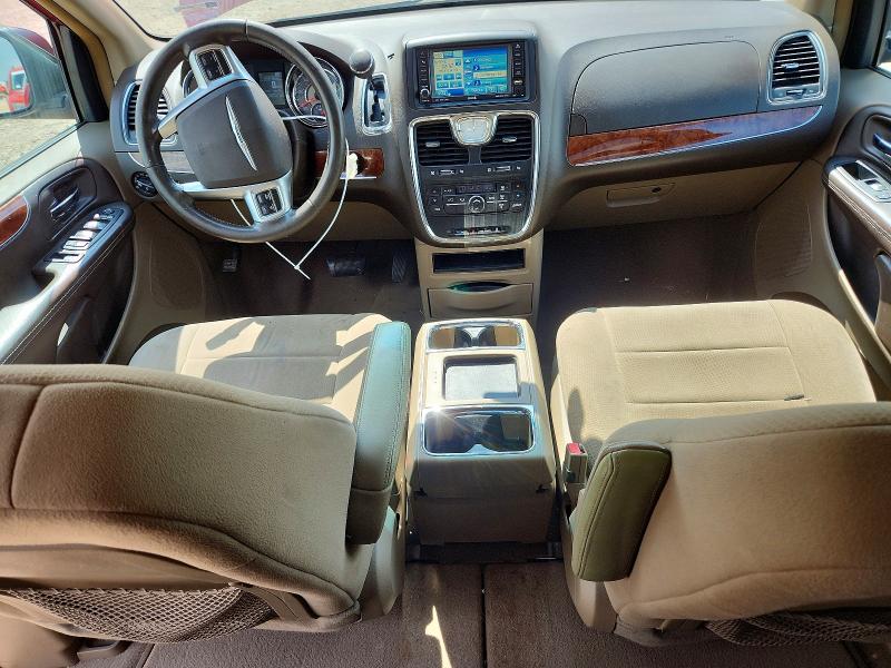53188346 :رقم المزاد ، 2A4RR5DG6BR611221 vin ، 2011 Chrysler Town & Country مزاد بيع